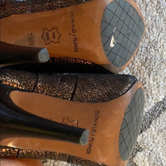 Boot - Picture 4 of 5